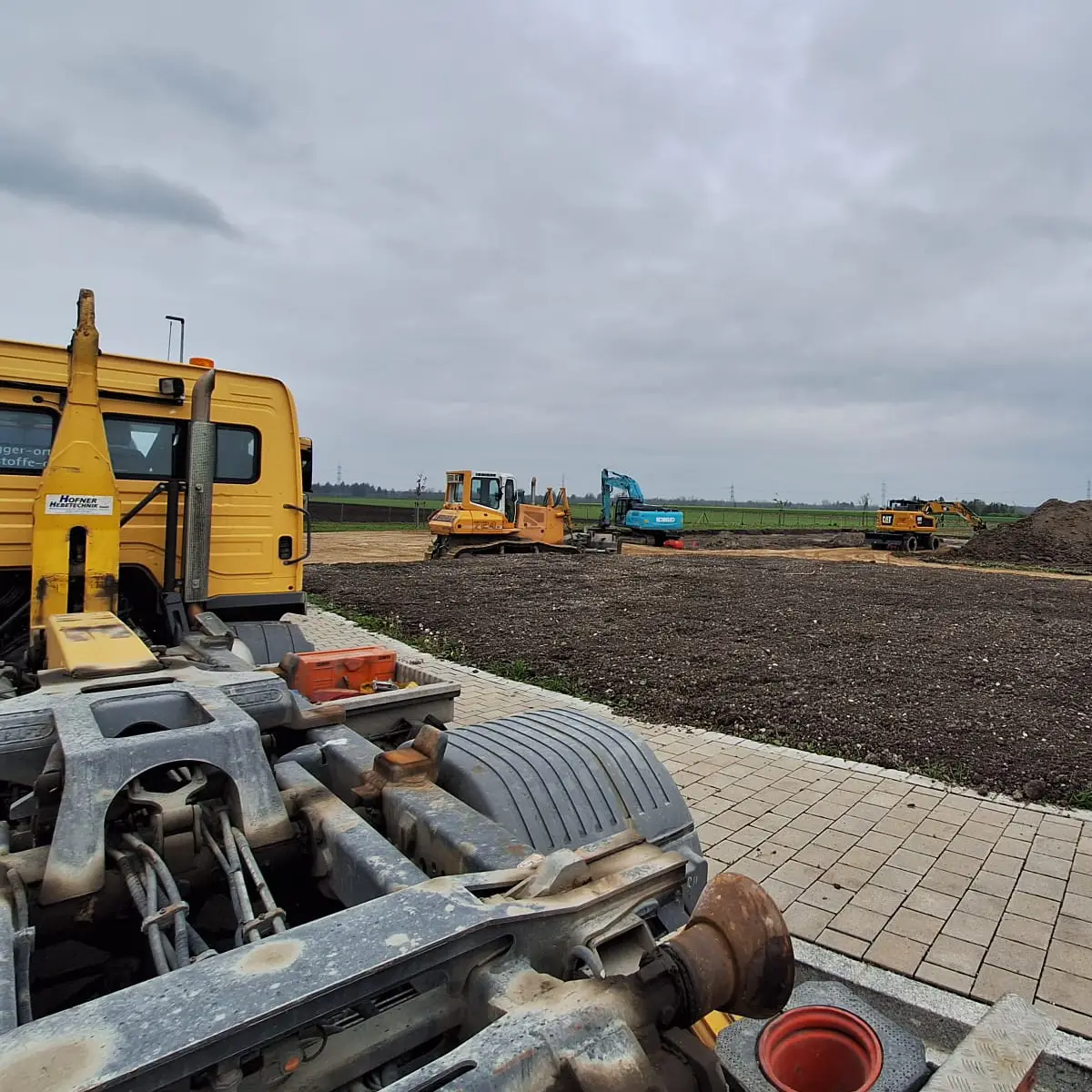 Let's go! Ground-breaking ceremony for the new Modico headquarters
